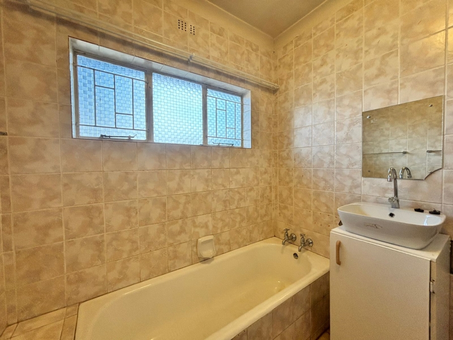 To Let 3 Bedroom Property for Rent in Miederpark North West